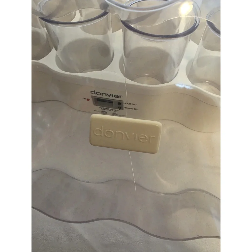 Donvier Cuisipro Electronic Yogurt Maker 8 jars electronic display 837418 READ